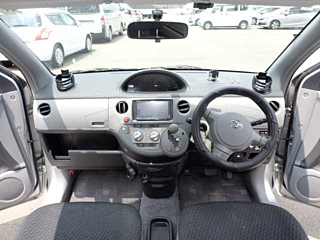 TOYOTA SIENTA 2008