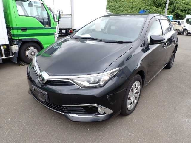 TOYOTA AURIS 2015