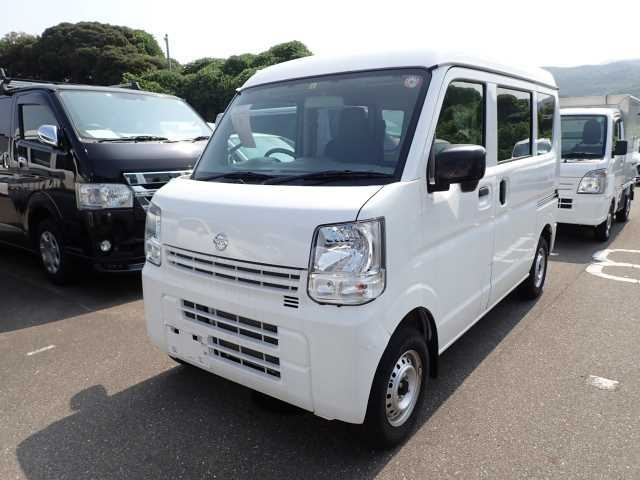 NISSAN CLIPPER VAN 2022