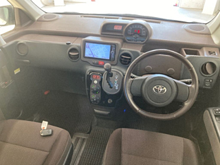 TOYOTA SPADE 2013