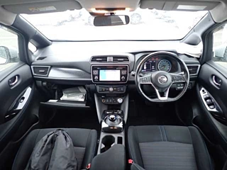 NISSAN LEAF 2018