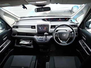 HONDA FREED 2018
