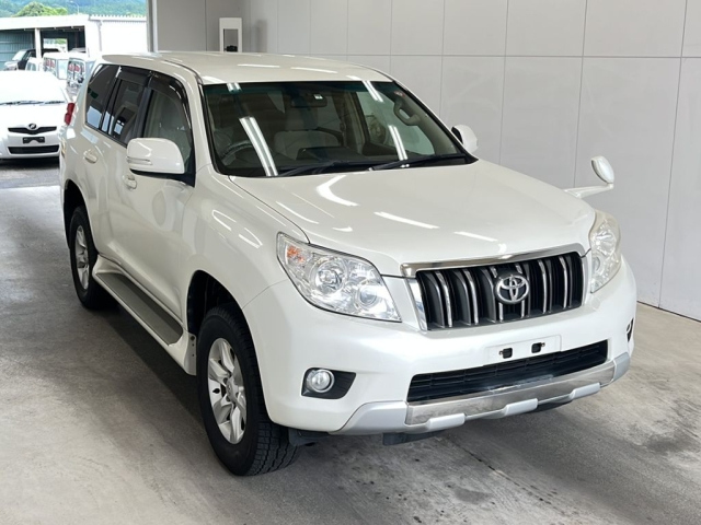 TOYOTA LAND CRUISER PRADO 2010