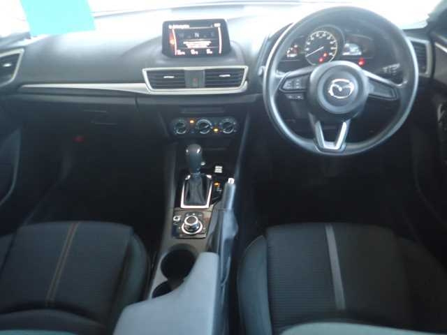 MAZDA AXELA 2018