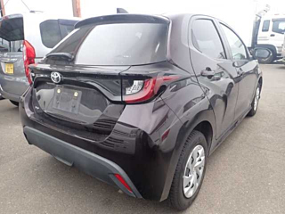 TOYOTA YARIS 2021