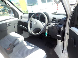 DAIHATSU HIJET VAN 2015