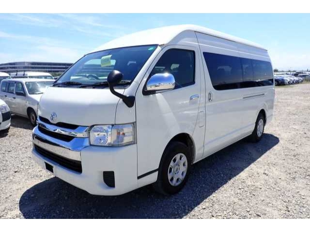 TOYOTA HIACE 2017