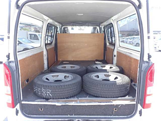 TOYOTA HIACE VAN 2014
