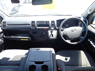 TOYOTA HIACE VAN 2014
