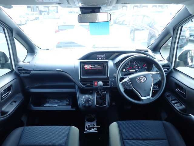 TOYOTA NOAH 2021