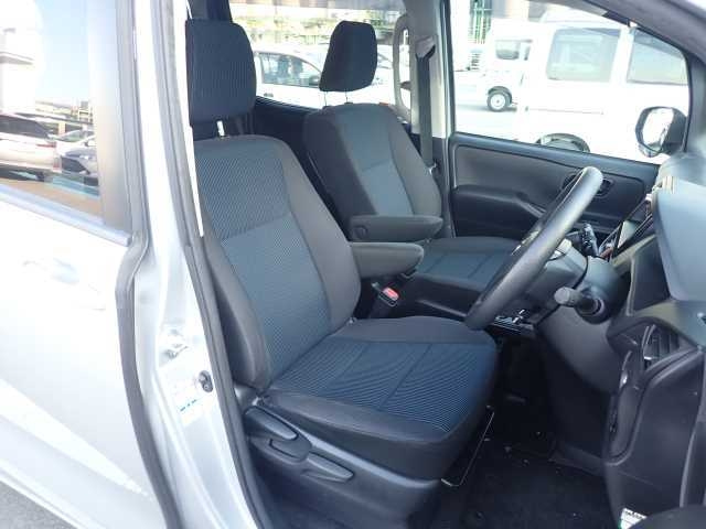 TOYOTA NOAH 2021