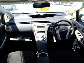 TOYOTA PRIUS 2012