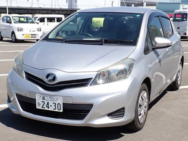 TOYOTA VITZ 2011