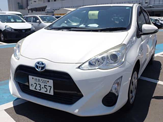 TOYOTA AQUA 2016