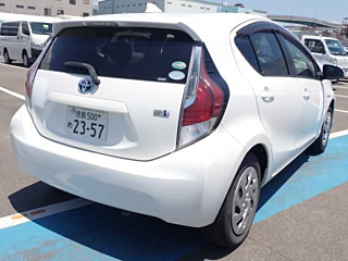 TOYOTA AQUA 2016