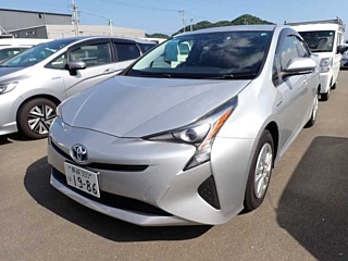 TOYOTA PRIUS 2017