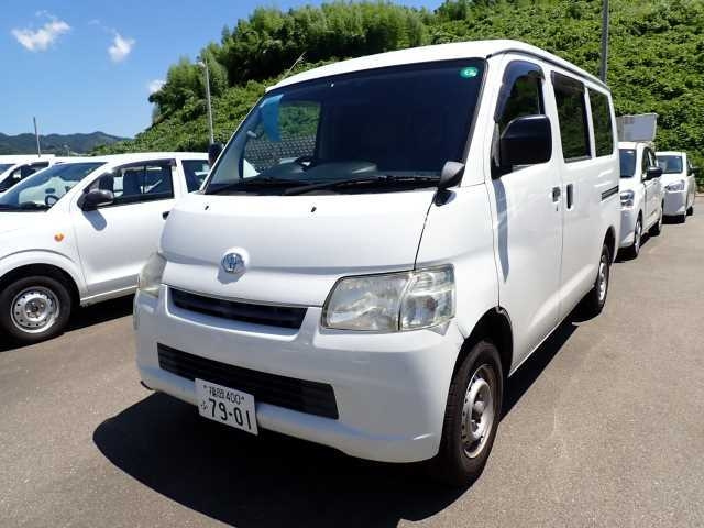 TOYOTA TOWN ACE VAN 2017