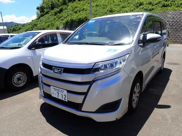 TOYOTA NOAH 2020