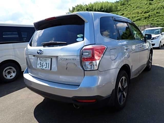 SUBARU FORESTER 2017