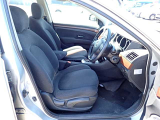 NISSAN SYLPHY 2011