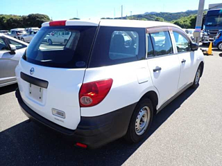 NISSAN AD 2011