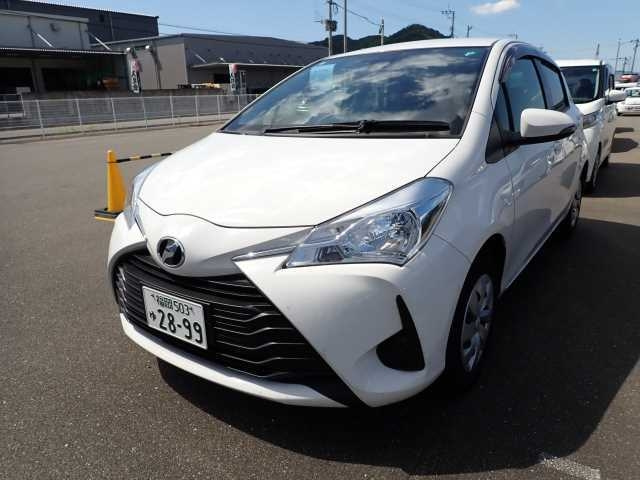 TOYOTA VITZ 2019