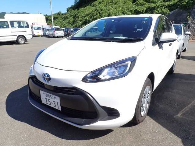 TOYOTA AQUA 2022