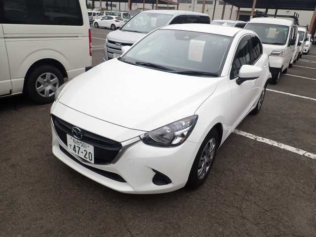 MAZDA DEMIO 2019