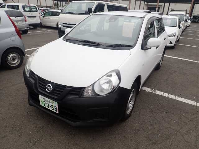 NISSAN AD 2020
