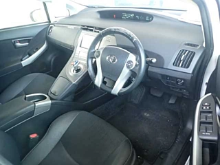 TOYOTA PRIUS 2015