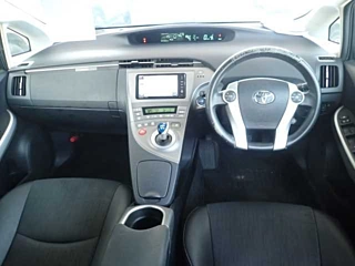 TOYOTA PRIUS 2015