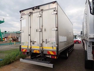 ISUZU ELF 2018