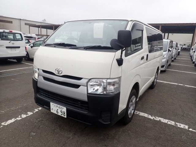 TOYOTA REGIUS ACE VAN 2017