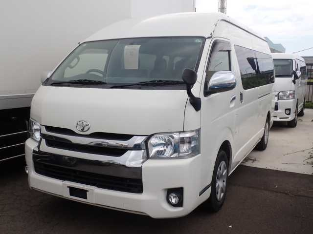 TOYOTA HIACE 2017