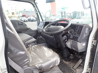 ISUZU ELF 2013