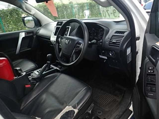 TOYOTA LAND CRUISER PRADO 2021