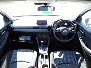MAZDA DEMIO 2017