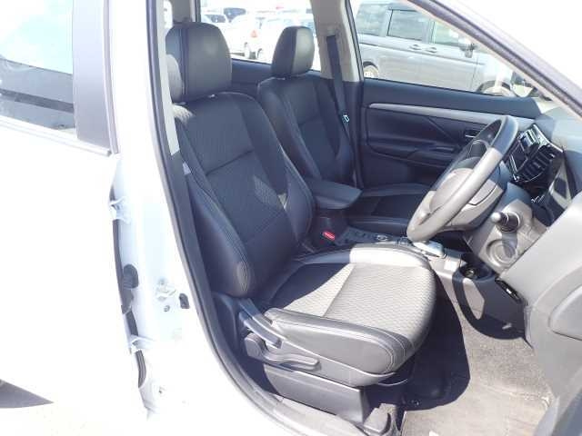 MITSUBISHI OUTLANDER PHEV 2014