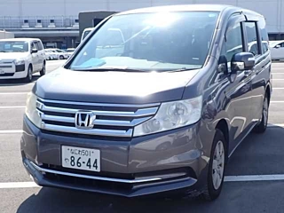 HONDA STEP WAGON 2014