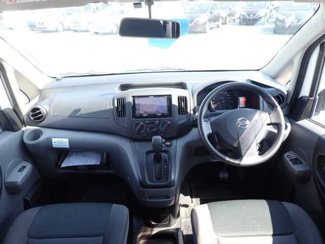 NISSAN NV200 2018