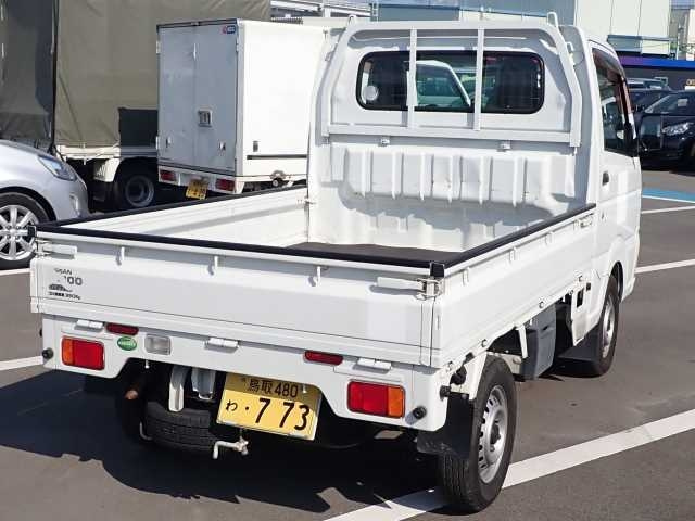 NISSAN CLIPPER TRUCK 2017
