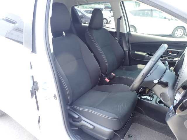 TOYOTA VITZ 2017