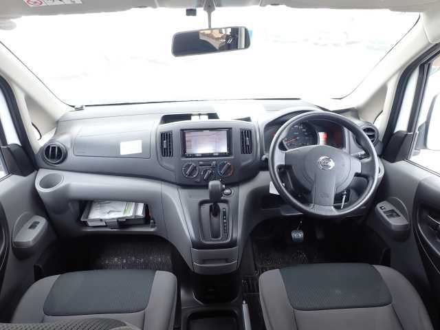 NISSAN NV200 2018