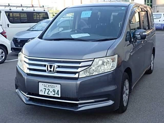 HONDA STEP WAGON 2013