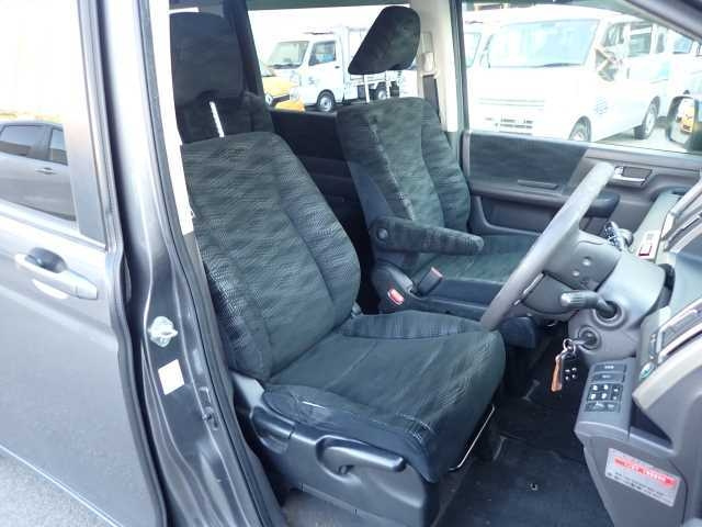 HONDA STEP WAGON 2013