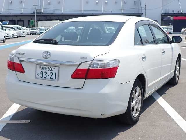 TOYOTA PREMIO 2008