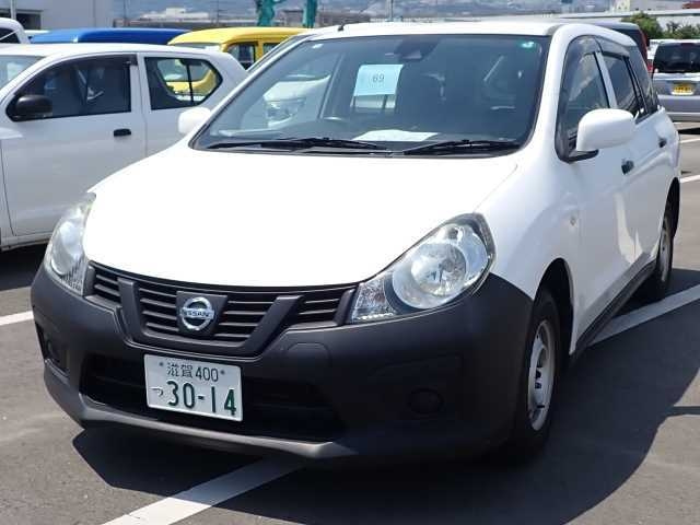 NISSAN AD 2018