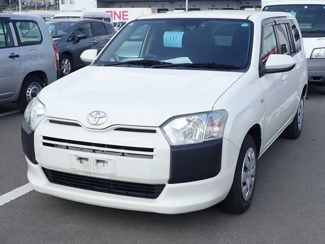TOYOTA PROBOX 2021