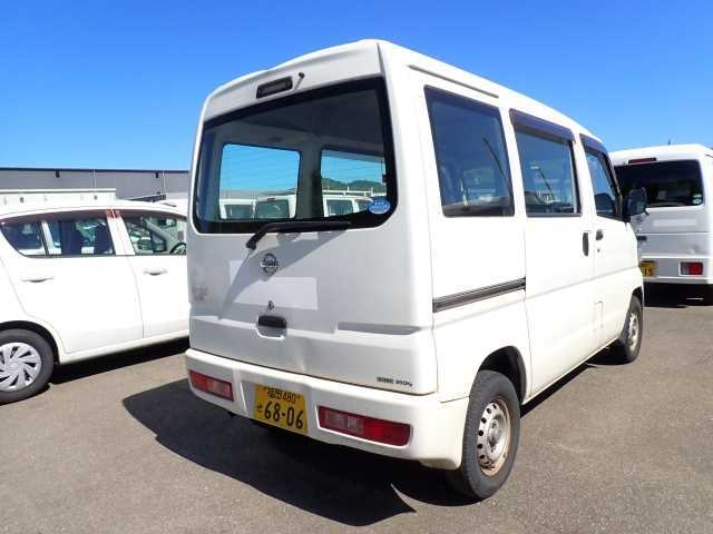 NISSAN CLIPPER VAN 2013