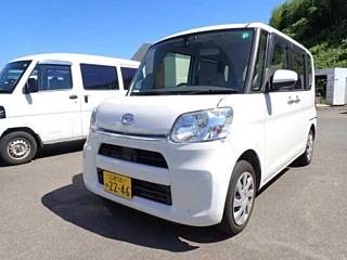 DAIHATSU TANTO 2018
